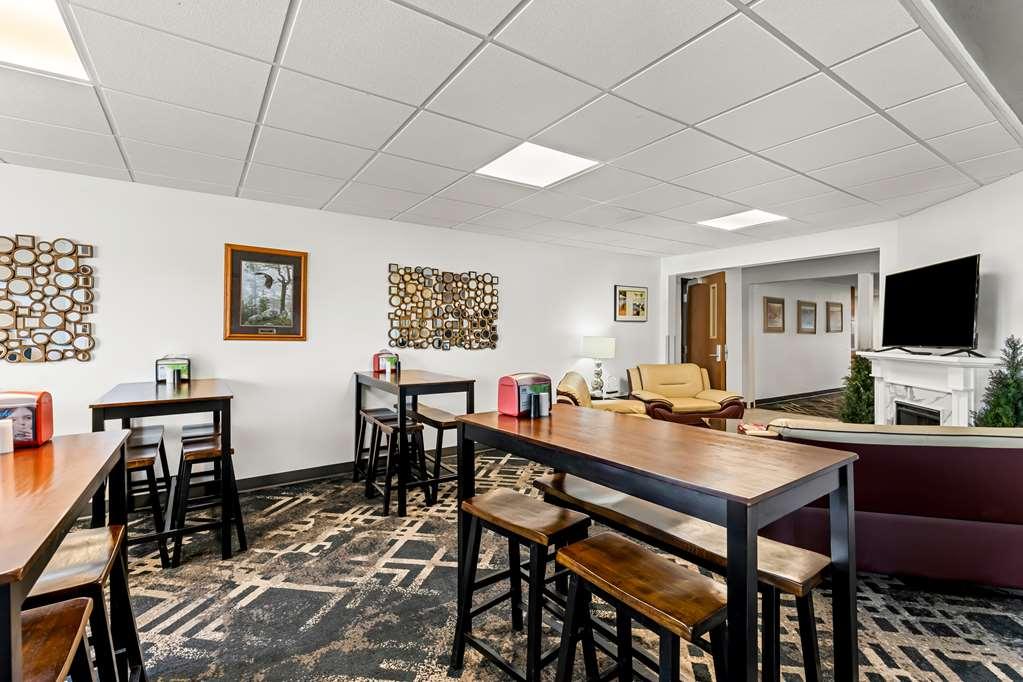 Americas Best Value Inn & Suites - Tahquamenon Country Newberry Restauracja zdjęcie