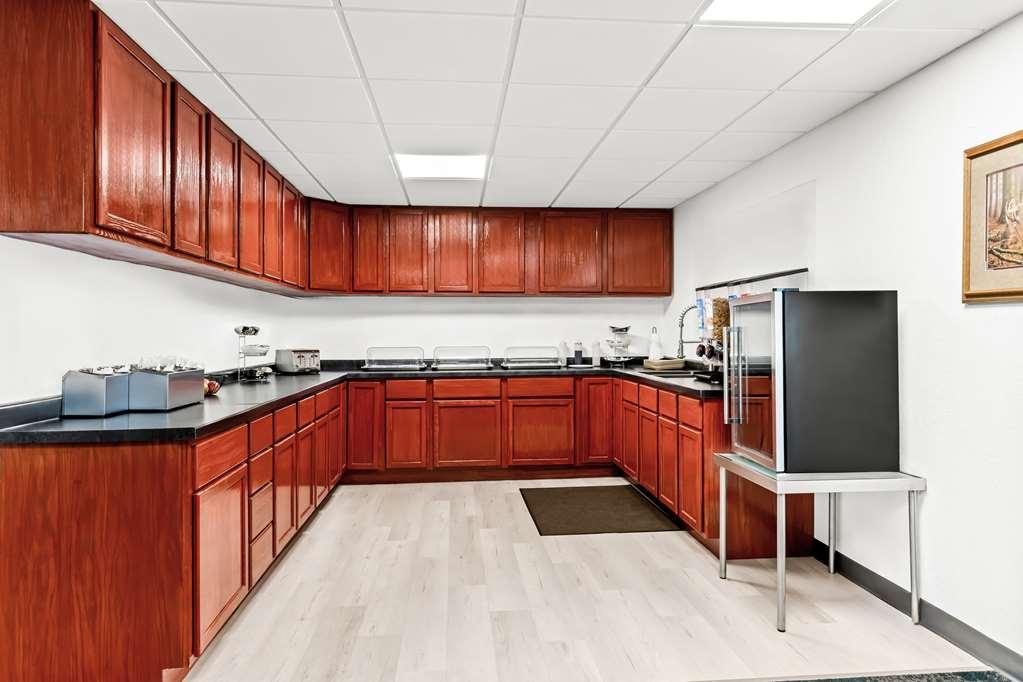 Americas Best Value Inn & Suites - Tahquamenon Country Newberry Restauracja zdjęcie